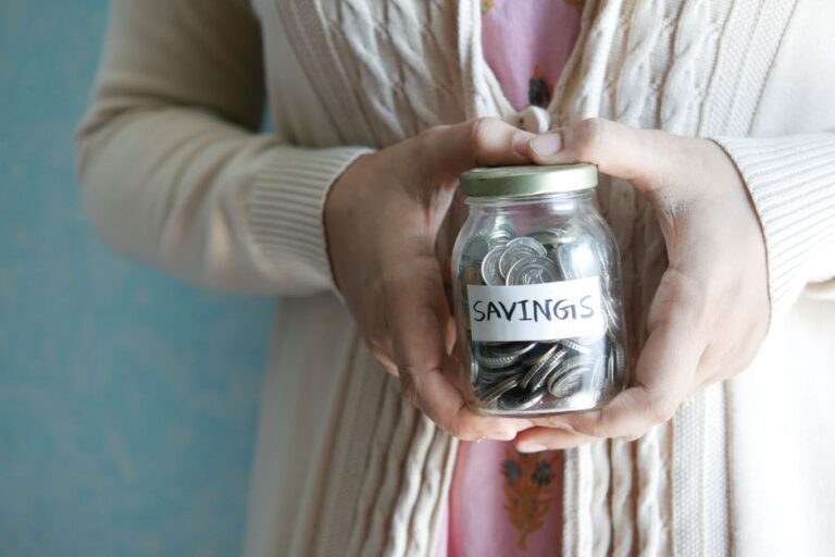 Frugal Living with Family: Tips for Savvy Savings at Home