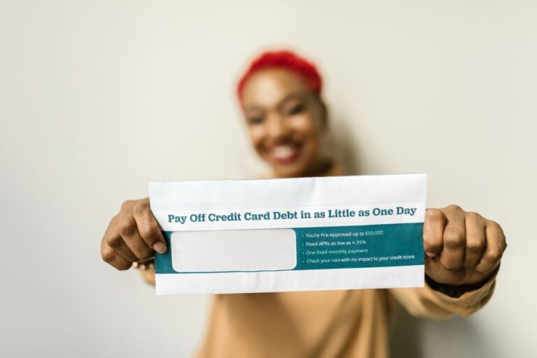 How to Maximize Savings With 0% APR Credit Cards