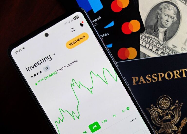 Top 5 Automatic Savings Apps to Help You Build Wealth Effortlessly